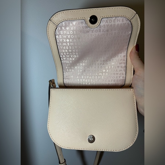 Kate Spade Crossbody Purse with Matching Wallet
BRAND NEW NEVER USED - Picture 3 of 7